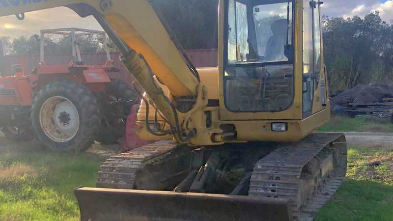 OmecoHub - KOMATSU PC110R-1